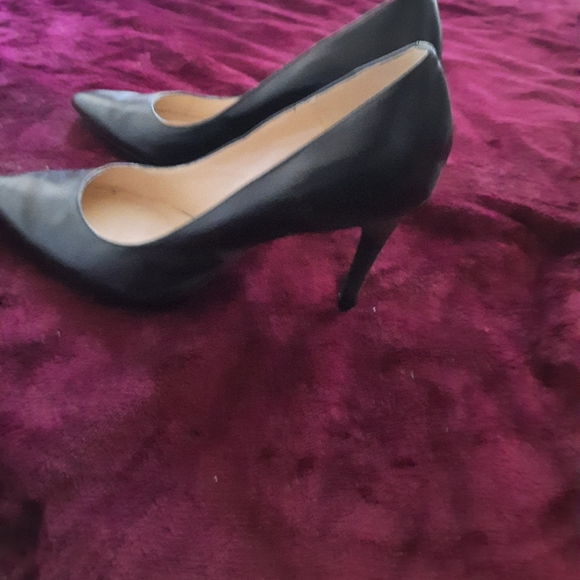 Shoes - Picture 2 of 2